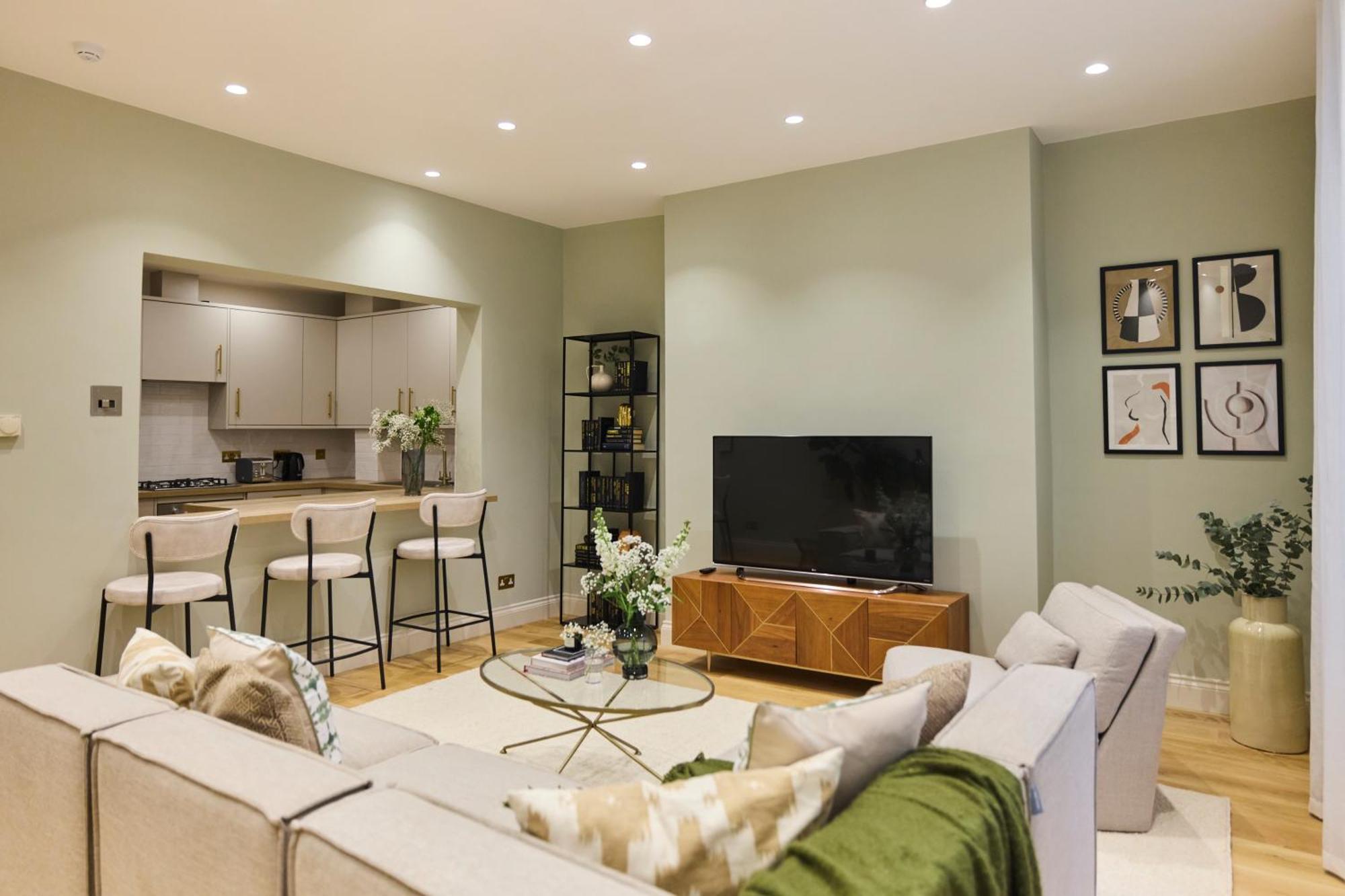 לונדון The Bayswater Gardens - Bright 3Bdr Home מראה חיצוני תמונה