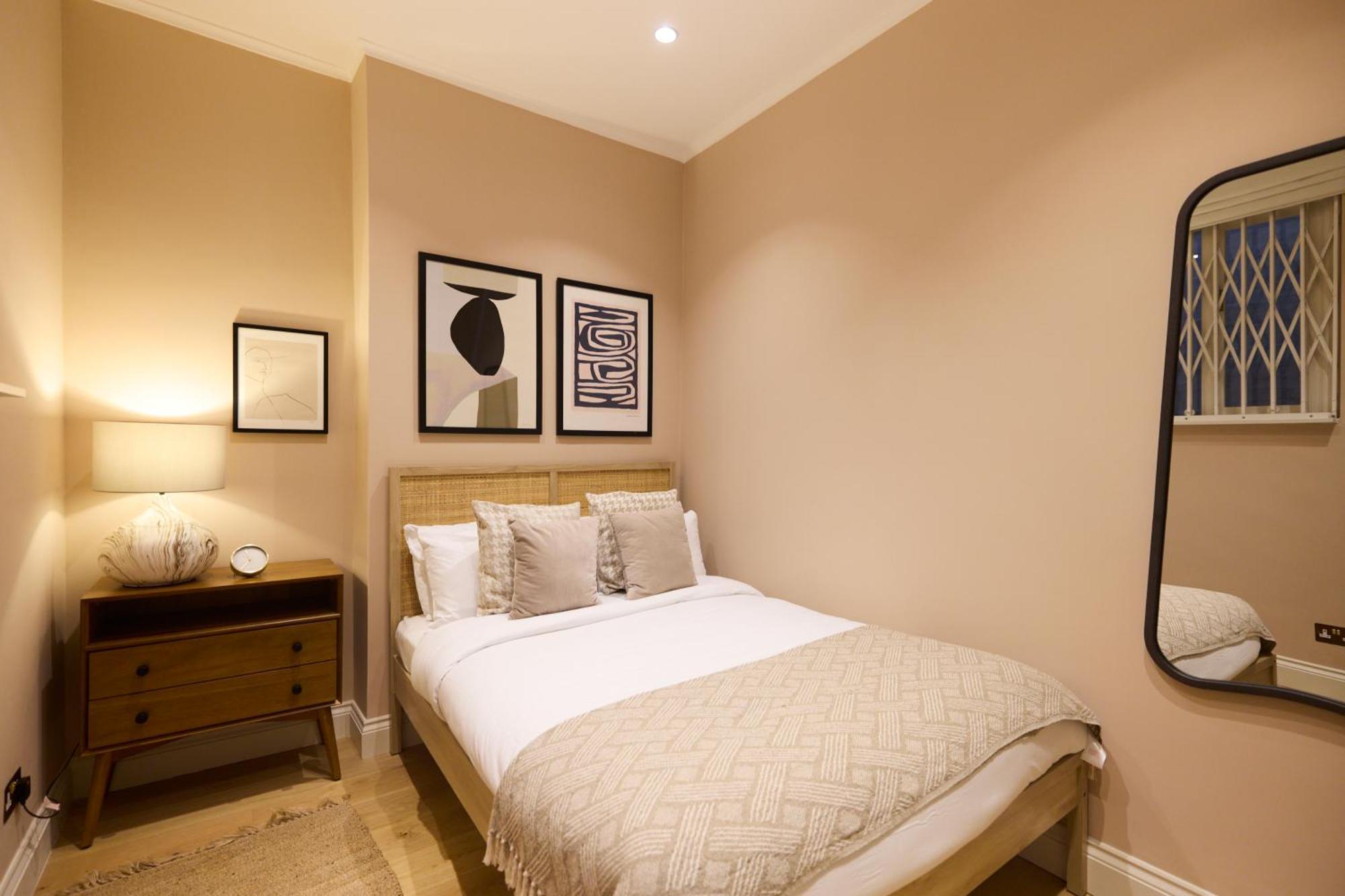 לונדון The Bayswater Gardens - Bright 3Bdr Home מראה חיצוני תמונה